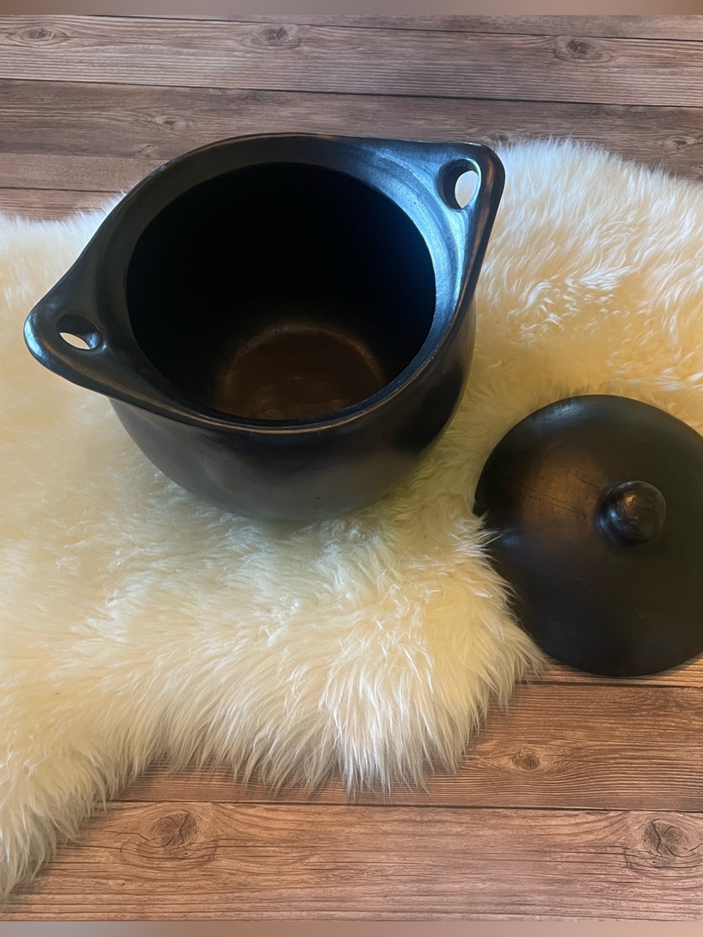 Vintage Clay Dutch Oven ~ 2 quart